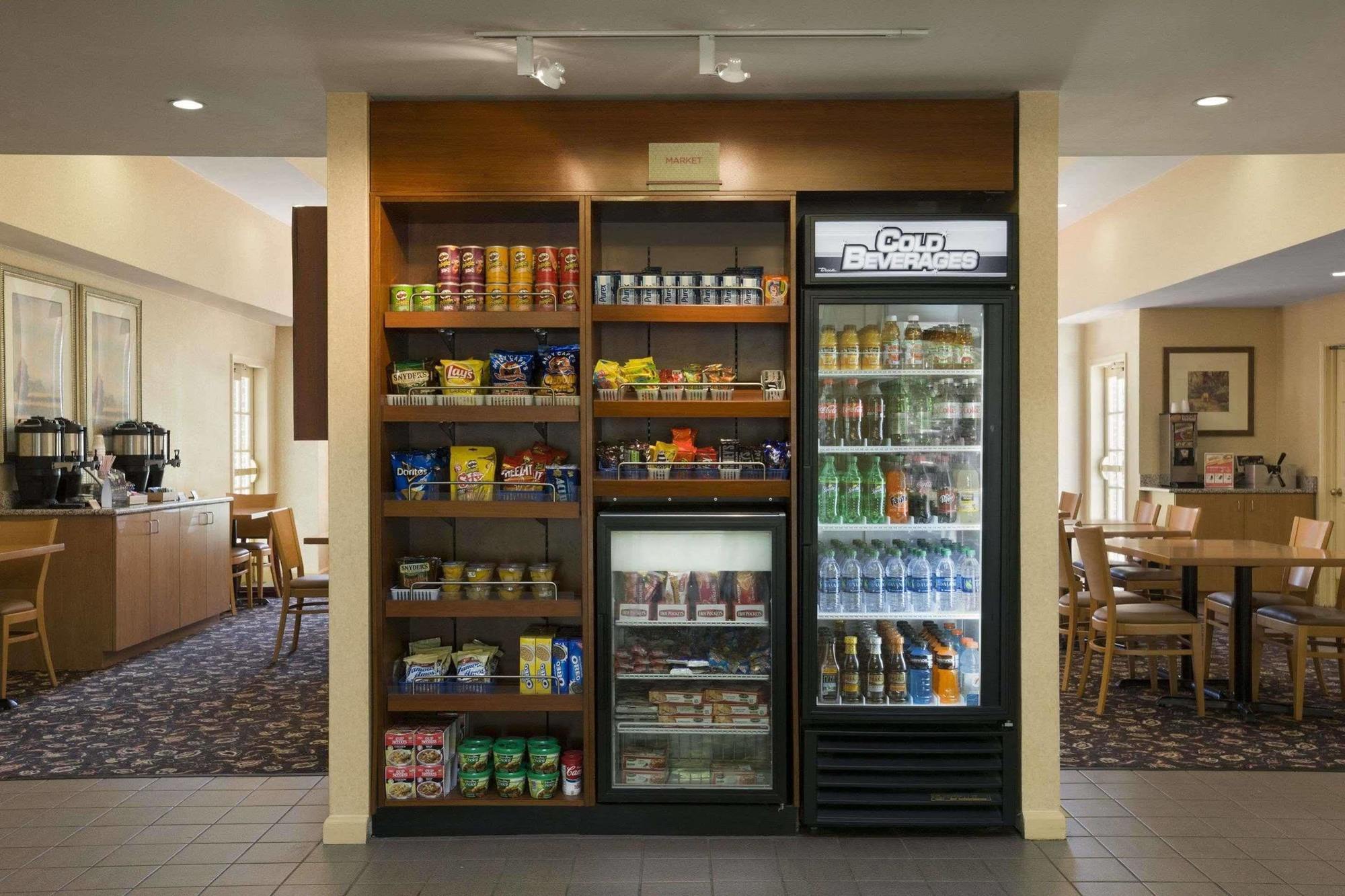 Hawthorn Suites By Wyndham Philadelphia Airport Exterior foto